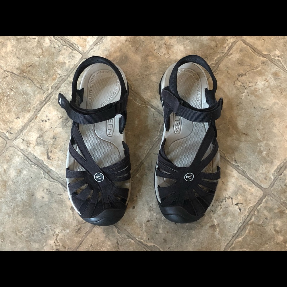 Keen Sandal Black Anatomic Footbed Women’s Size 7